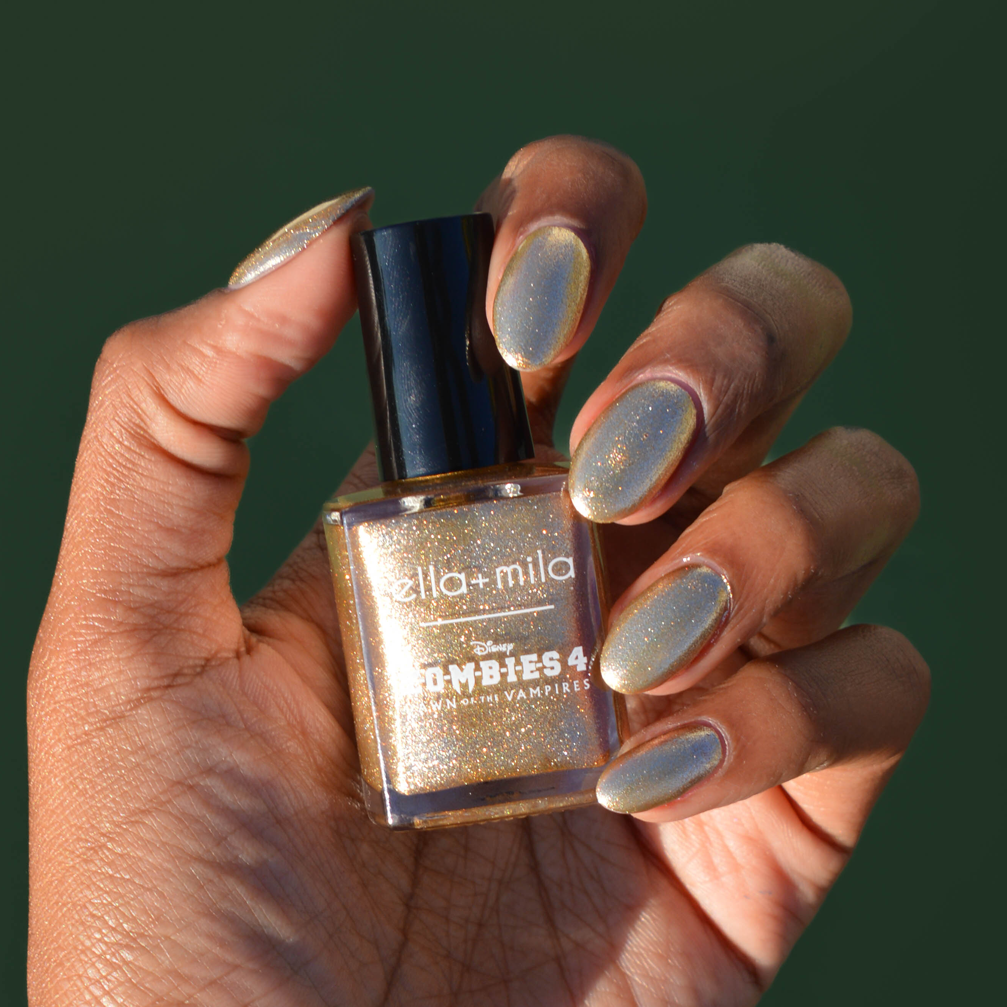 ZOMBIES 4 | Disney ZOMBIES Day & Night Set