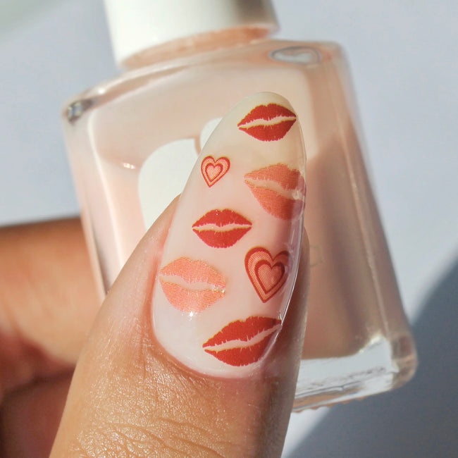 Heat of the Moment - (Lips + Heartbeat)